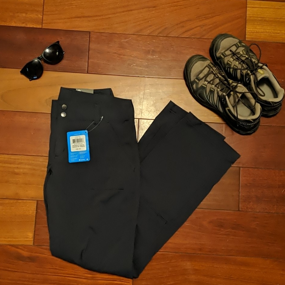 NWT Columbia Hiking Pants